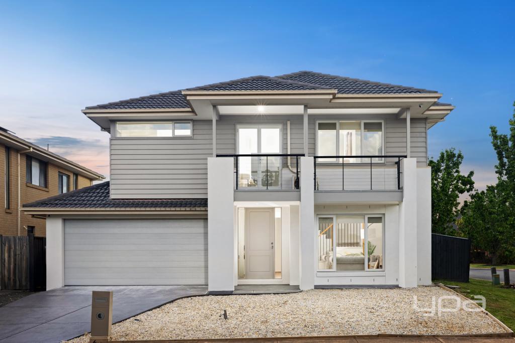 16 Maritime Cct, Point Cook, VIC 3030