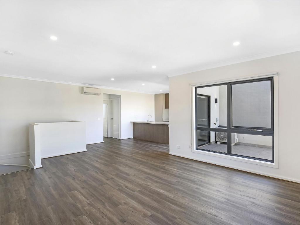 91 Fusion Cct, Cranbourne West, VIC 3977