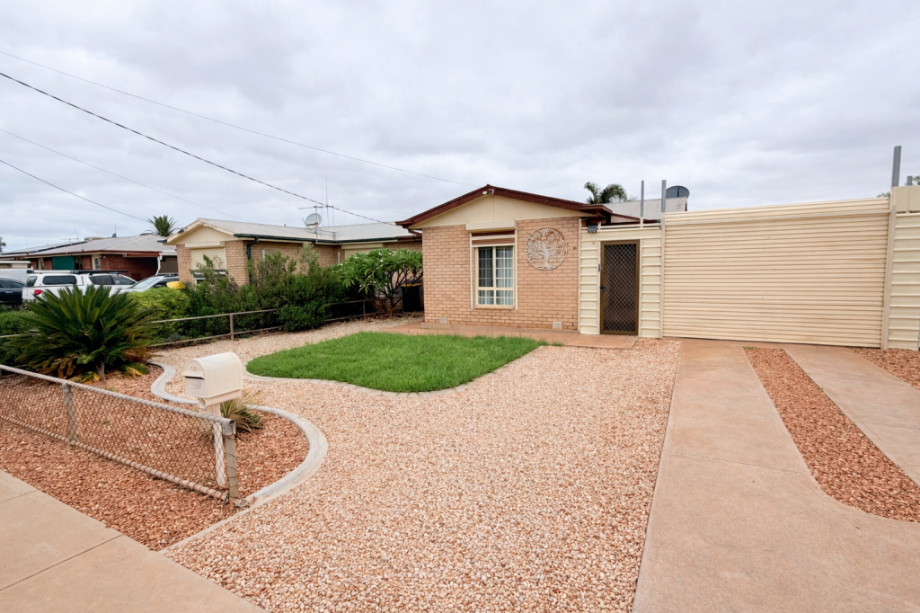 35 Wainwright St, Whyalla Stuart, SA 5608