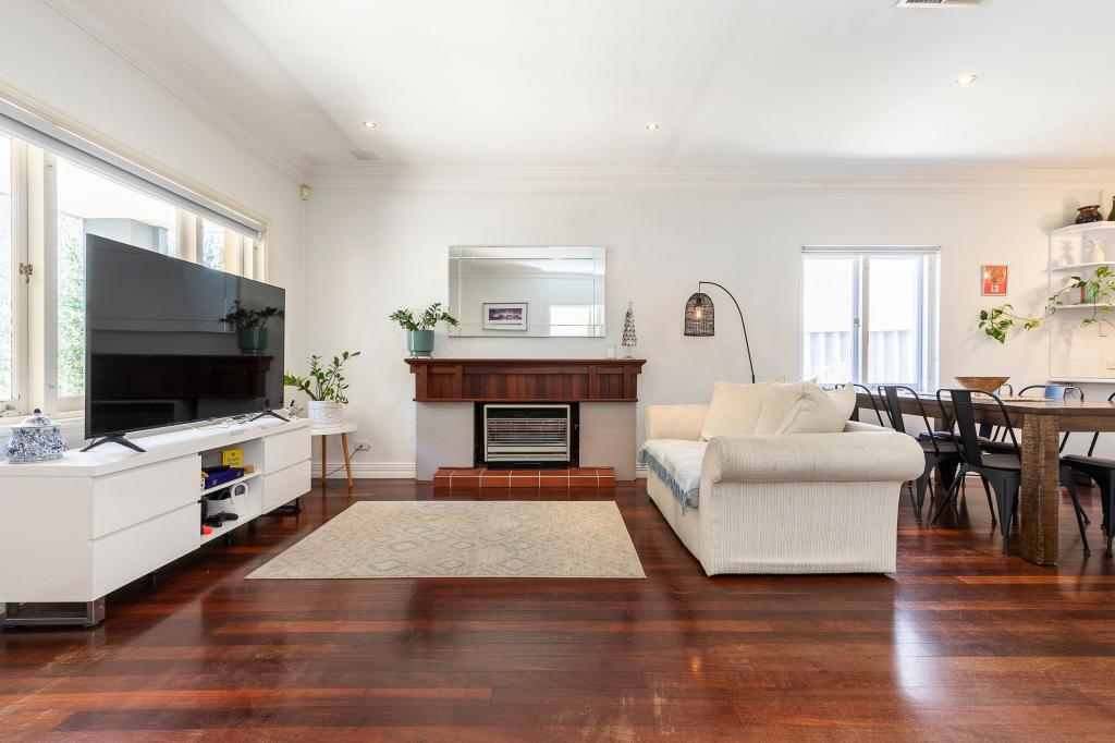 52 HOBART ST, NORTH PERTH, WA 6006