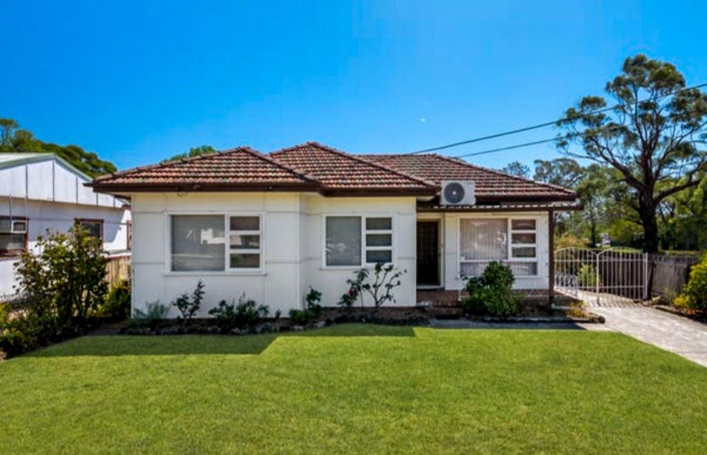 15 Nardoo St, Ingleburn, NSW 2565