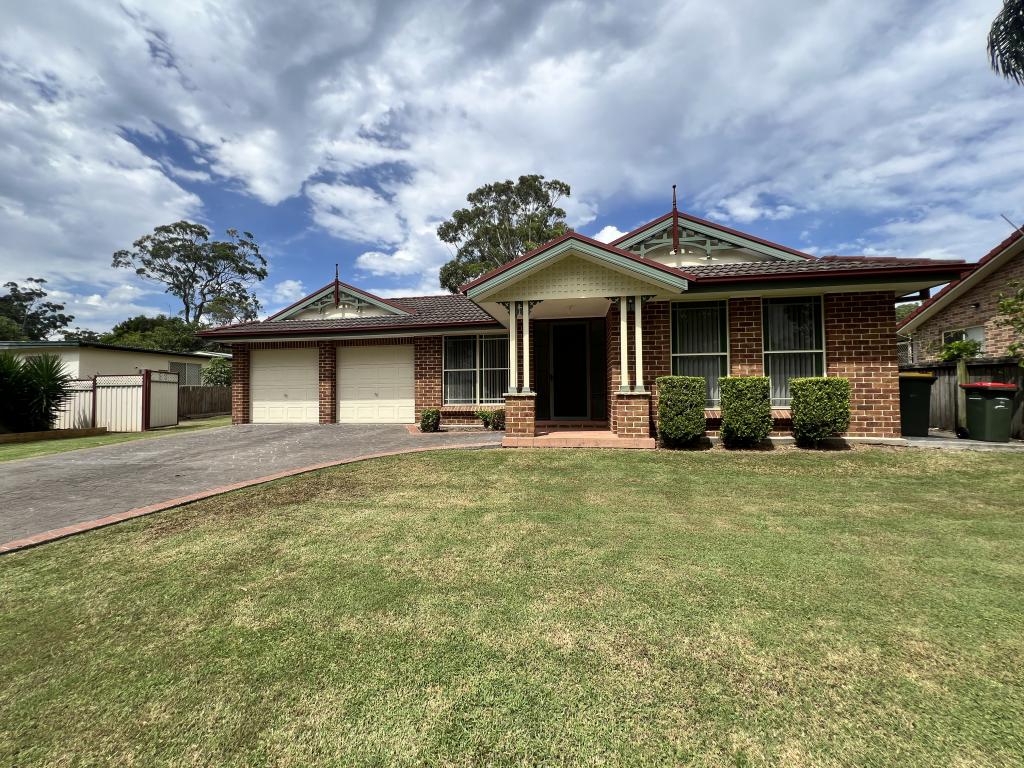 208 Macleans Point Rd, Sanctuary Point, NSW 2540
