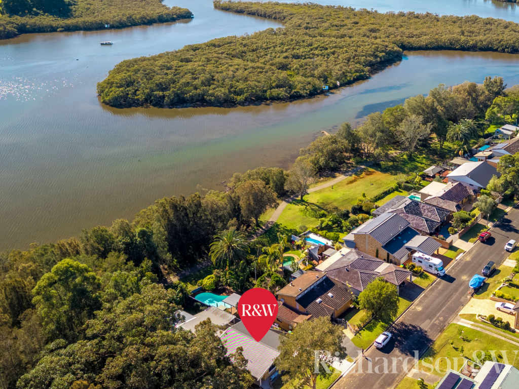 1/28 Matthews Pde, Point Clare, NSW 2250