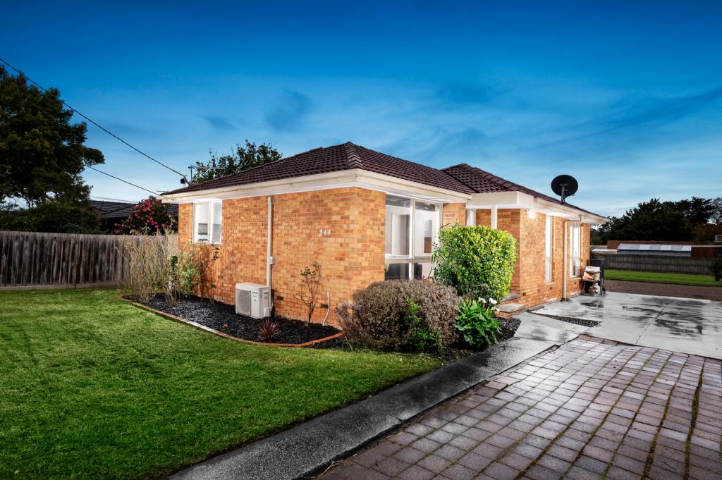 244 Seaford Rd, Seaford, VIC 3198