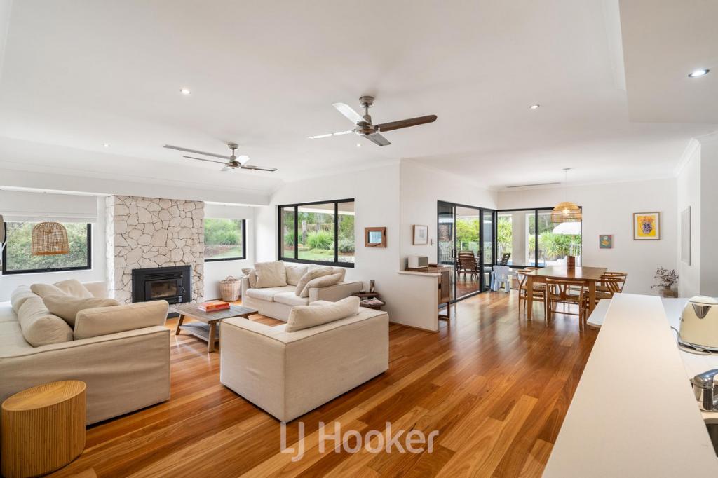 2 Samphire Pl, Dunsborough, WA 6281