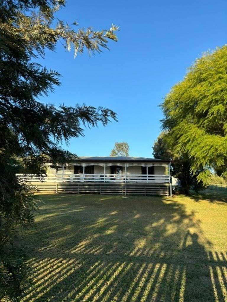 40 Goombungee Rd, Kingsthorpe, QLD 4400