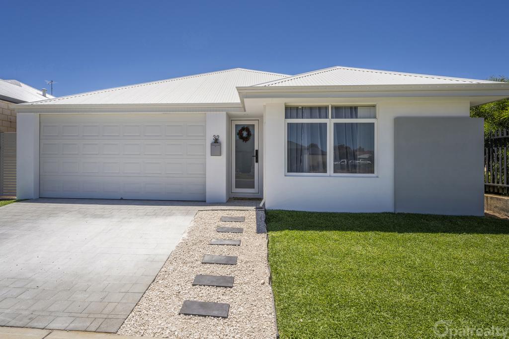 32 Cathedral App, Secret Harbour, WA 6173