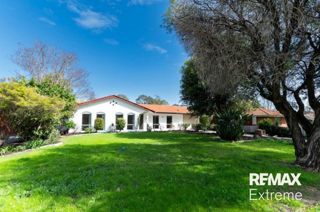 15a Lowanna Way, Armadale, WA 6112