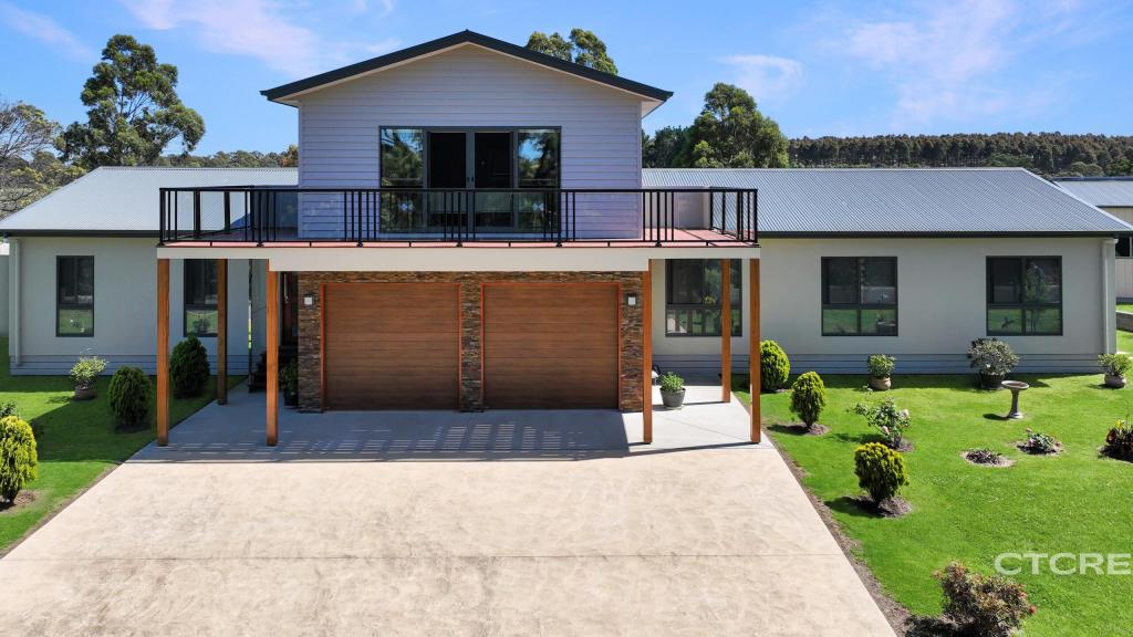 2 MATTHEW AVE, METUNG, VIC 3904