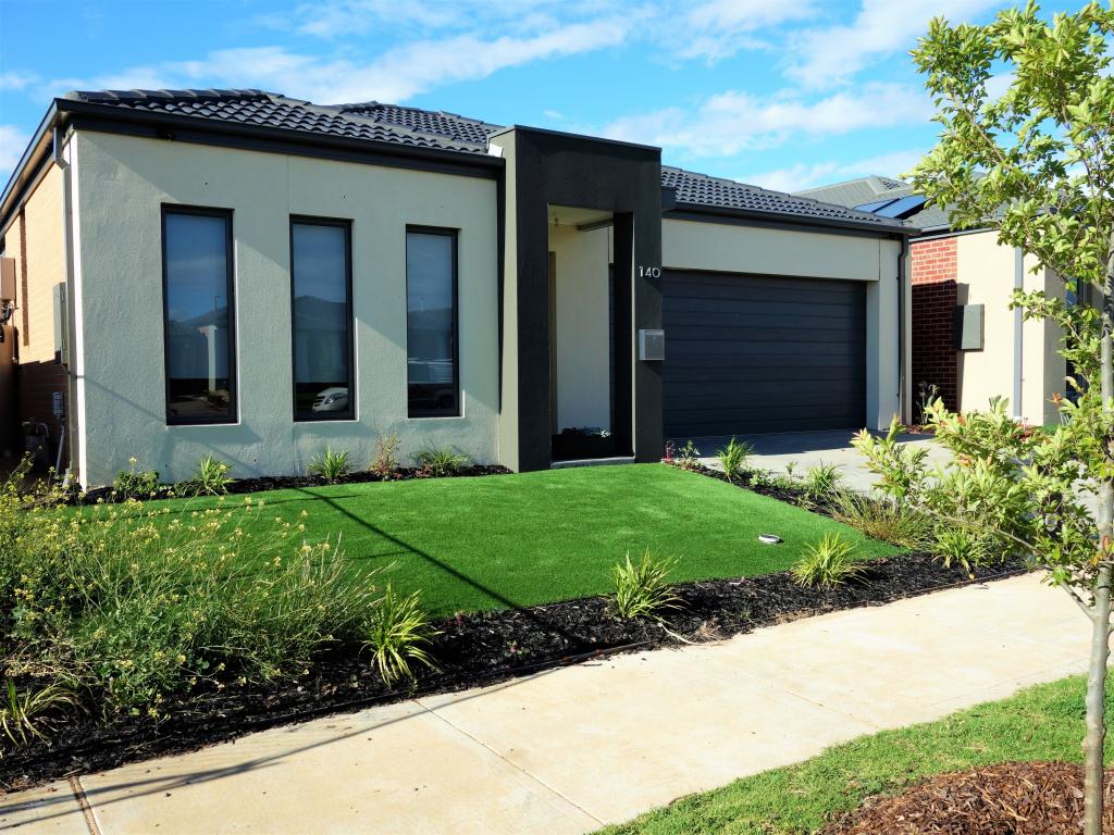 140 HUMMINGBIRD BVD, TARNEIT, VIC 3029