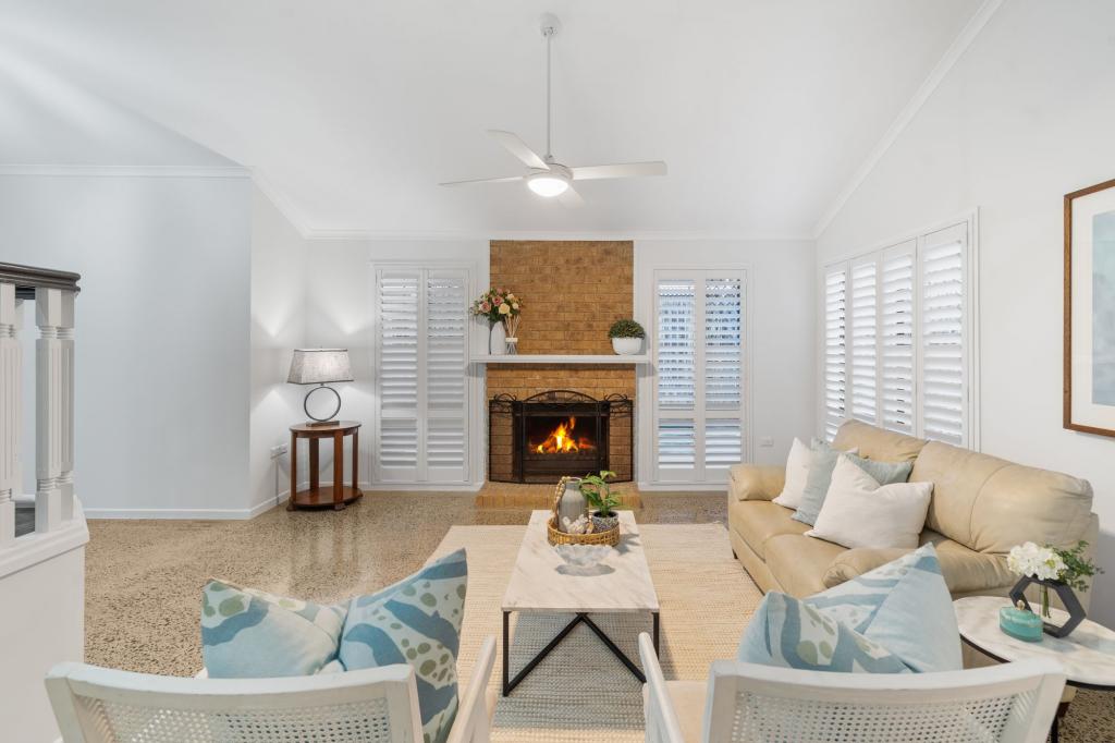 10 Paramount Cct, Mcdowall, QLD 4053