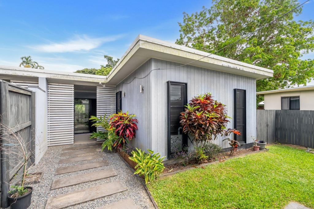 76a Cochrane St, Mooroobool, QLD 4870