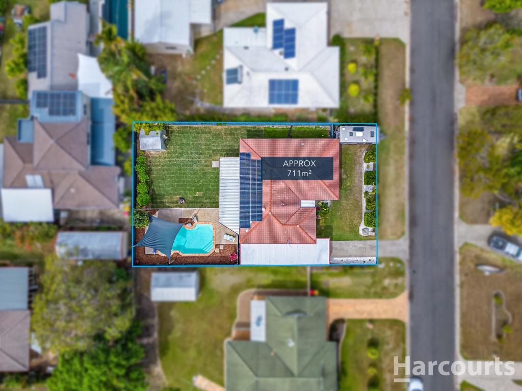 16 Vicki Pde, Torquay, QLD 4655