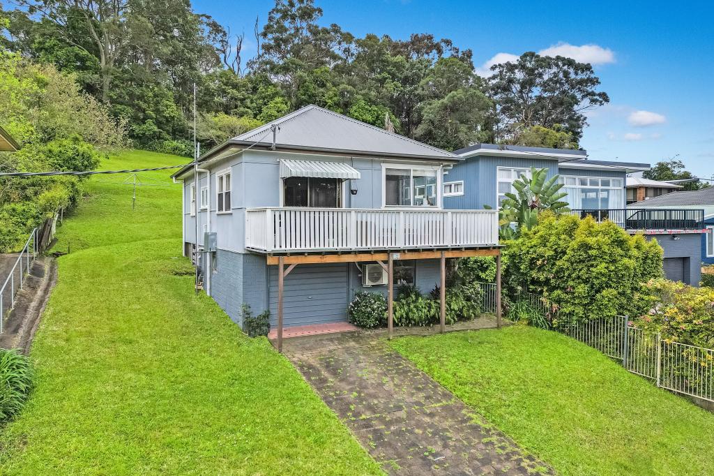 9 Scott St, Point Clare, NSW 2250