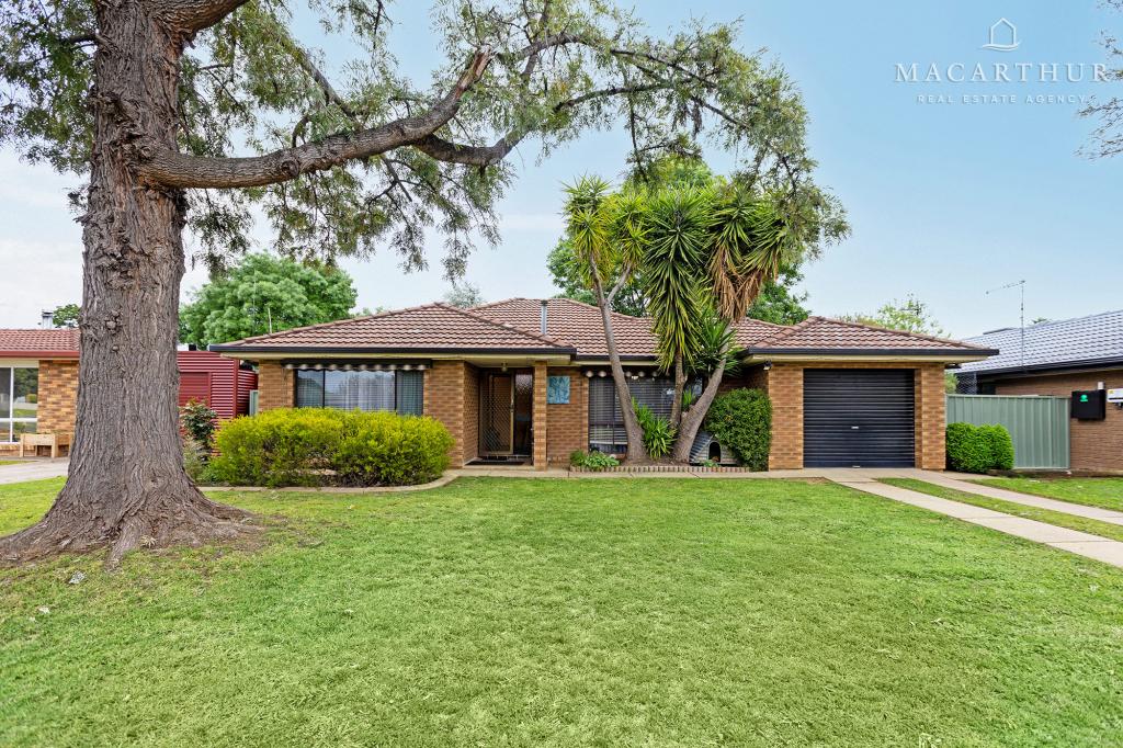 19 Eldershaw Dr, Forest Hill, NSW 2651