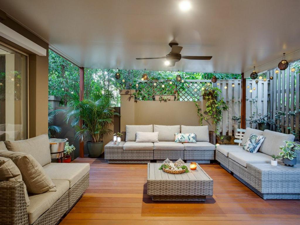 1/3 Winton Tce, Varsity Lakes, QLD 4227