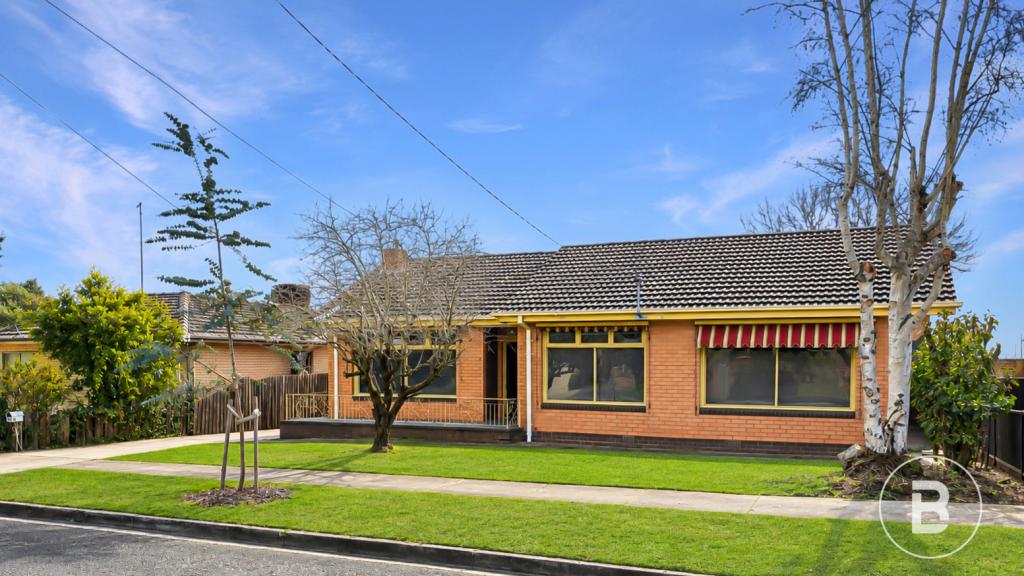 14 Bowden St, Wendouree, VIC 3355