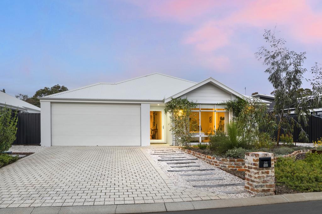 28 SLOOP LOOP, DUNSBOROUGH, WA 6281