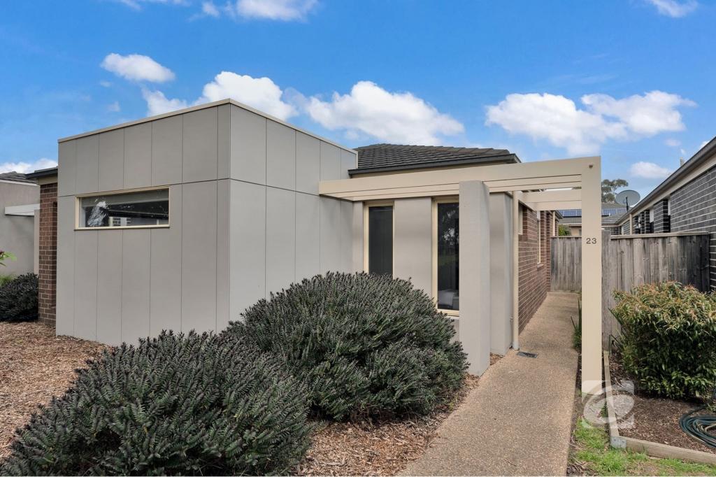 23 Sierra Walk, Cranbourne North, VIC 3977