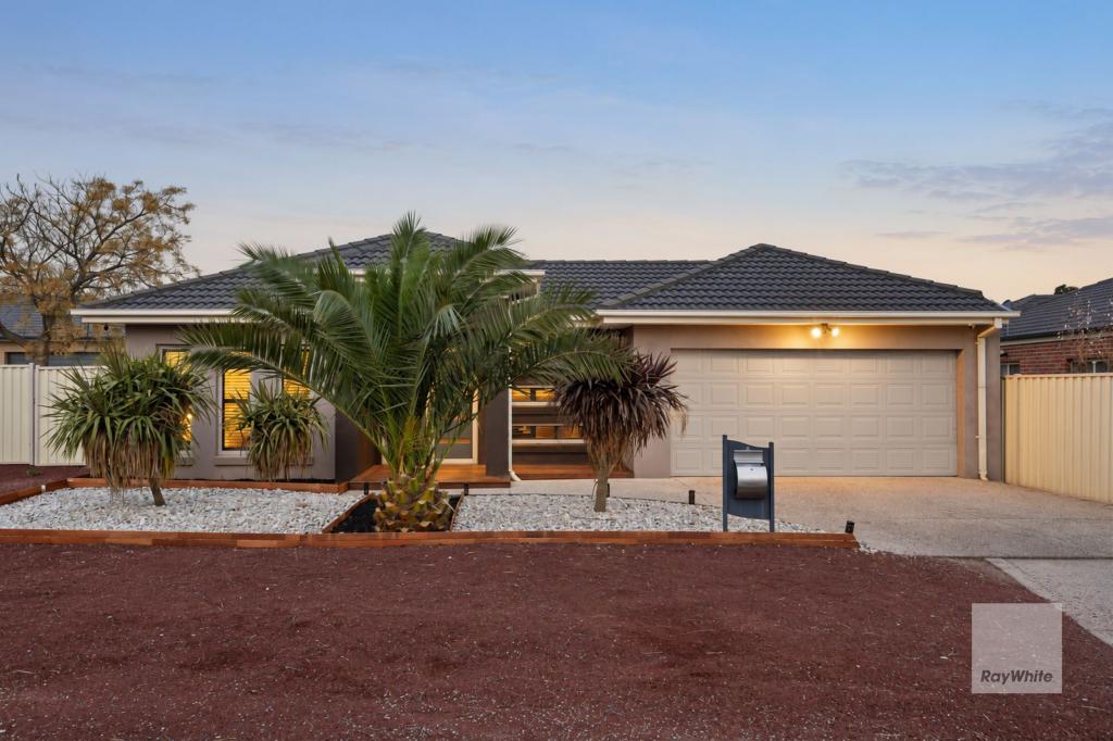 9 NEVIS PL, TAYLORS HILL, VIC 3037