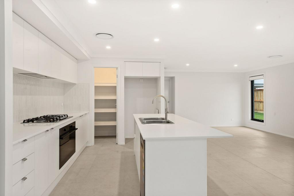 17 Rosella Ave, Moss Vale, NSW 2577