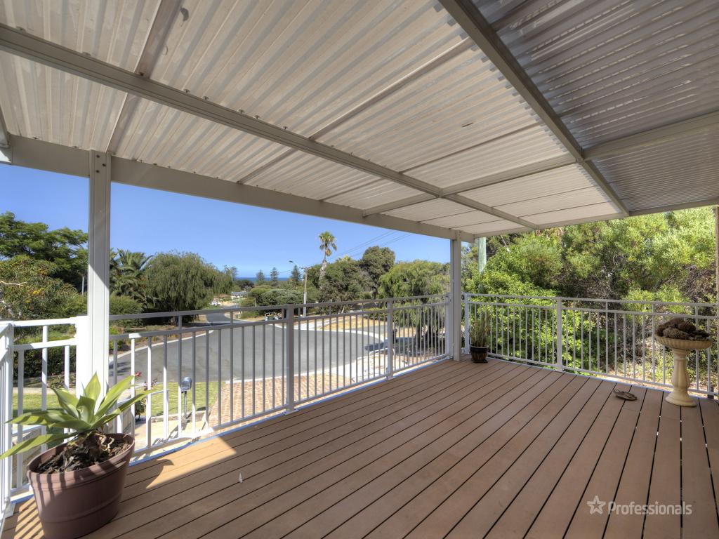 31 Chrisp Pl, Yanchep, WA 6035