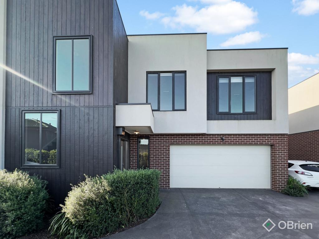 9 Oakpark Pl, Officer, VIC 3809