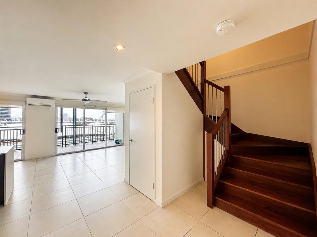 1806/67 Linton St, Kangaroo Point, QLD 4169