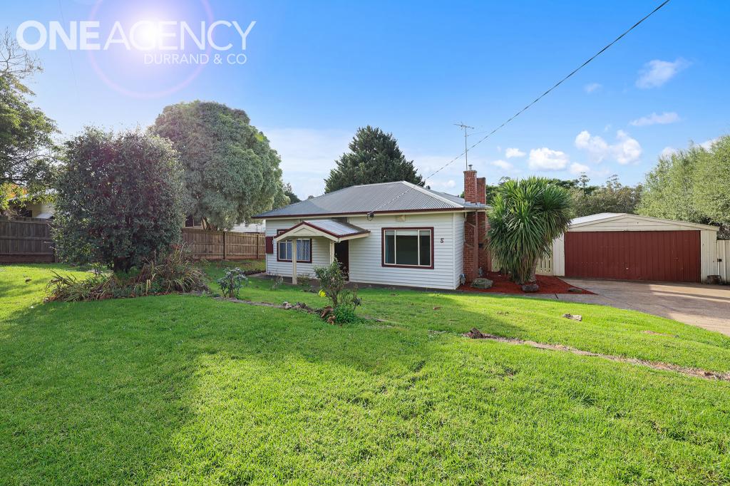 5 LARDNER RD, DROUIN, VIC 3818