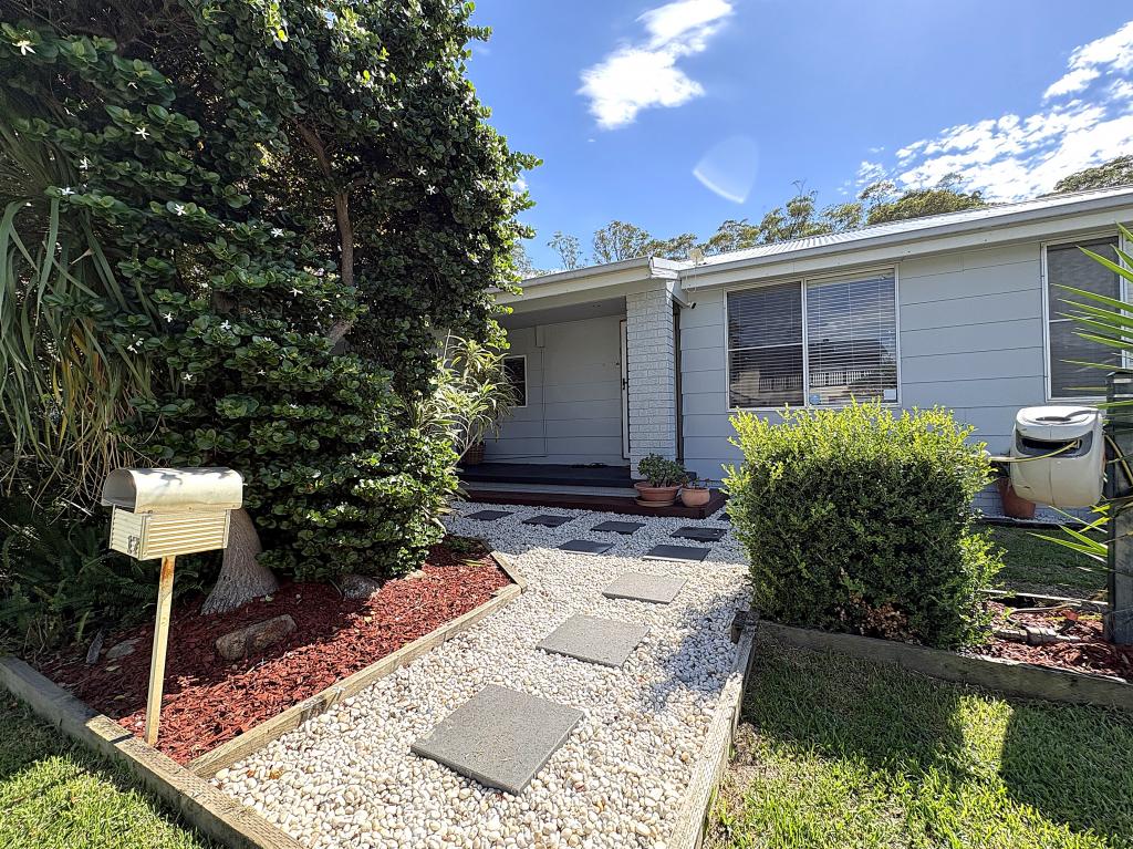 17 Bay St, Mallabula, NSW 2319