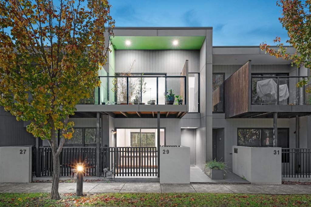 29 Albany Rd, Mill Park, VIC 3082