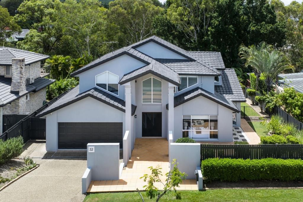 32 Amersham Cres, Carindale, QLD 4152