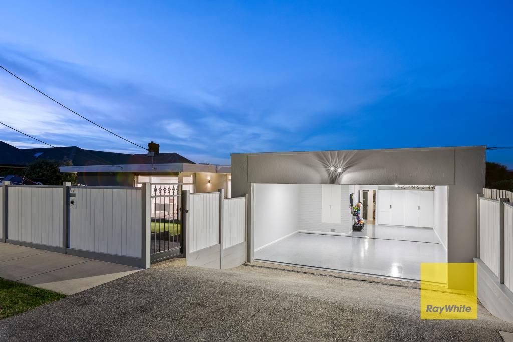 47 Montpellier Dr, Highton, VIC 3216