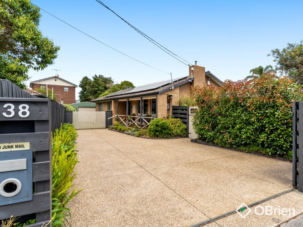 138 Mcmahons Rd, Frankston, VIC 3199