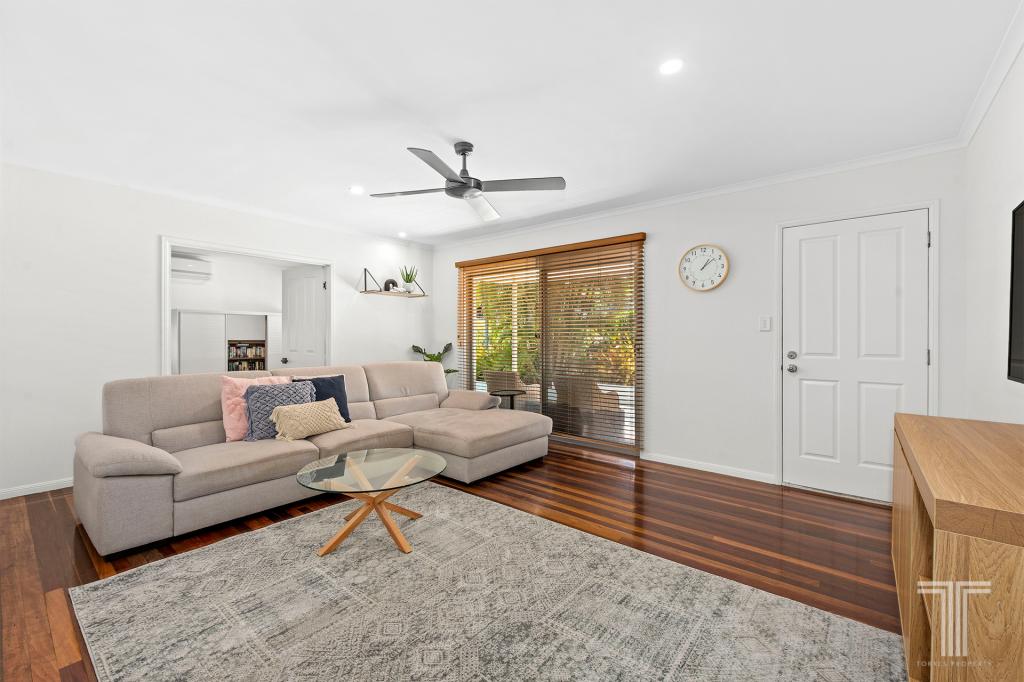 5 HONEYSUCKLE ST, MANSFIELD, QLD 4122