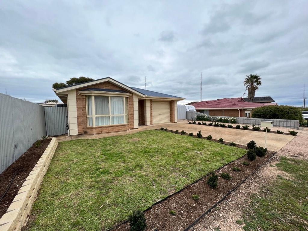 17 Charles St, Port Hughes, SA 5558
