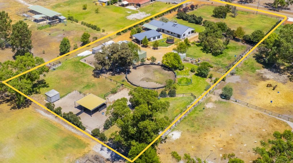 14 Carl St, Muchea, WA 6501