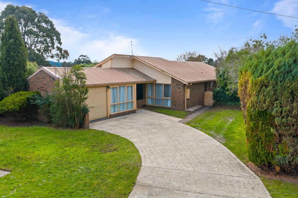 13 Glendenning St, Canadian, VIC 3350