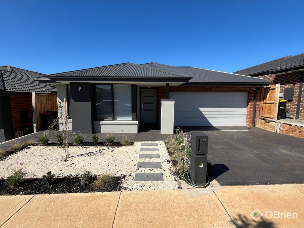 88 KINGDOM BVD, WEIR VIEWS, VIC 3338