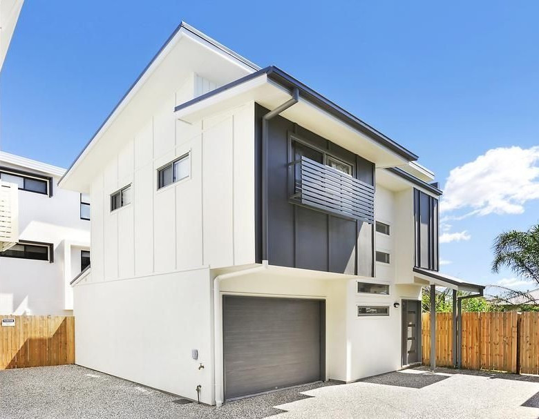 2/19 Waratah Ave, Carina, QLD 4152