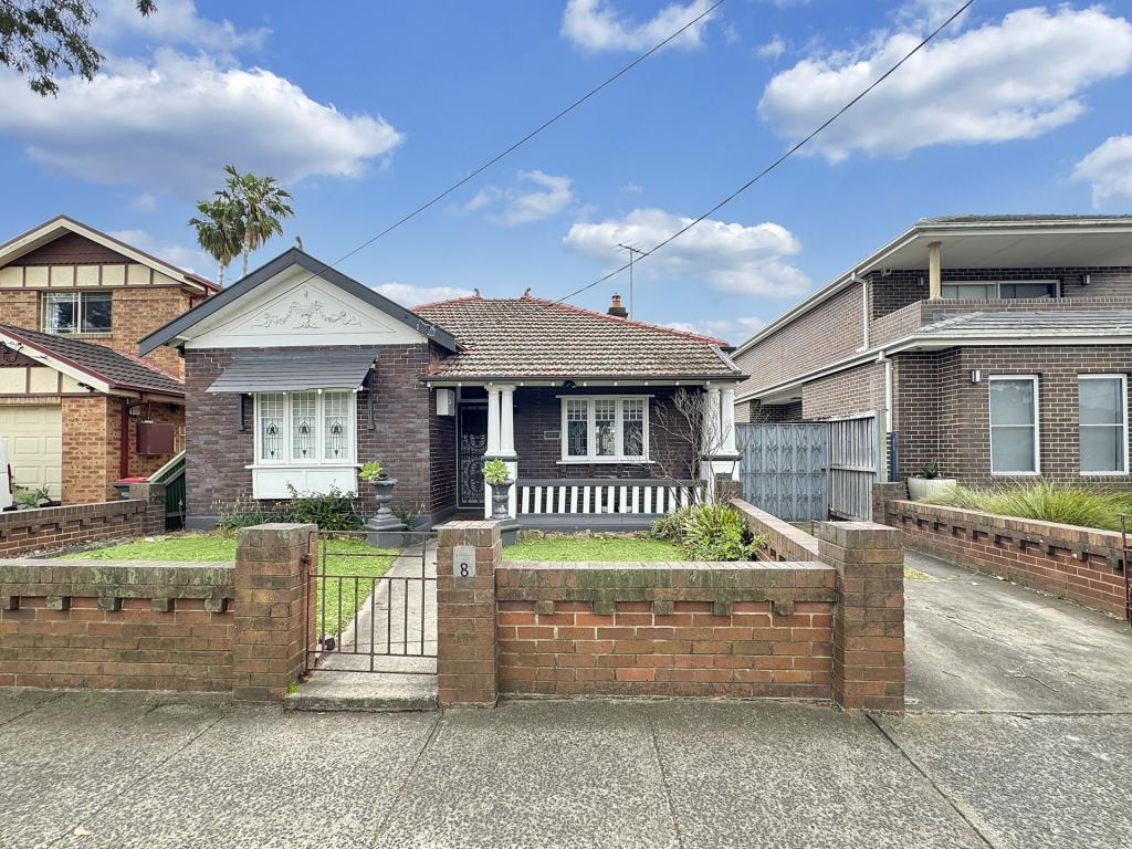 8 Weil Ave, Croydon Park, NSW 2133