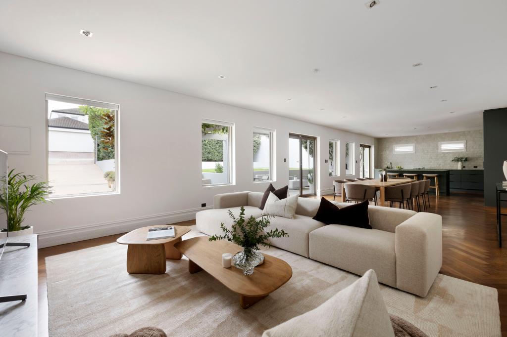 8 Columba Pl, Peppermint Grove, WA 6011