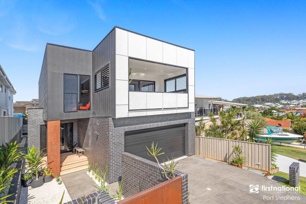 6 TARWHINE ST, CORLETTE, NSW 2315