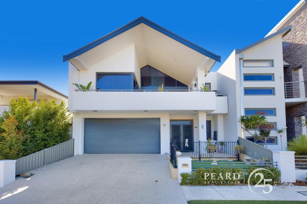 19 Orient Cct, Hillarys, WA 6025