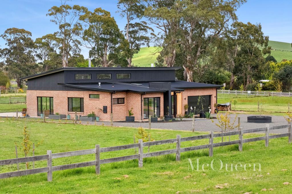 4 Collins Rd, Glenlyon, VIC 3461