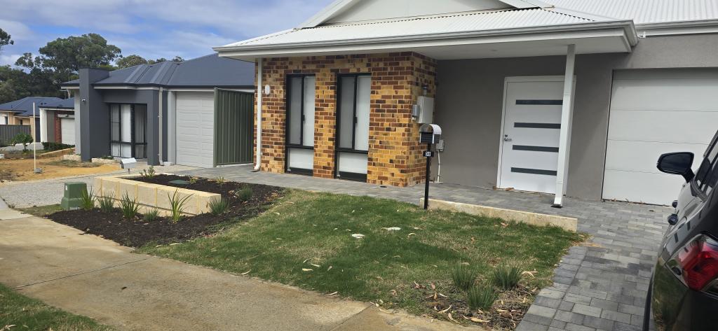 38 Marlock Rd, Kwinana Town Centre, WA 6167