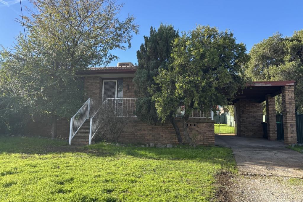 8 Queen St, East Tamworth, NSW 2340