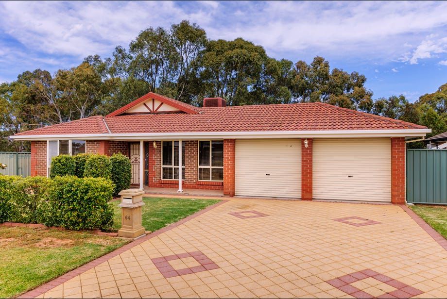 64 Walpole Rd, Paralowie, SA 5108