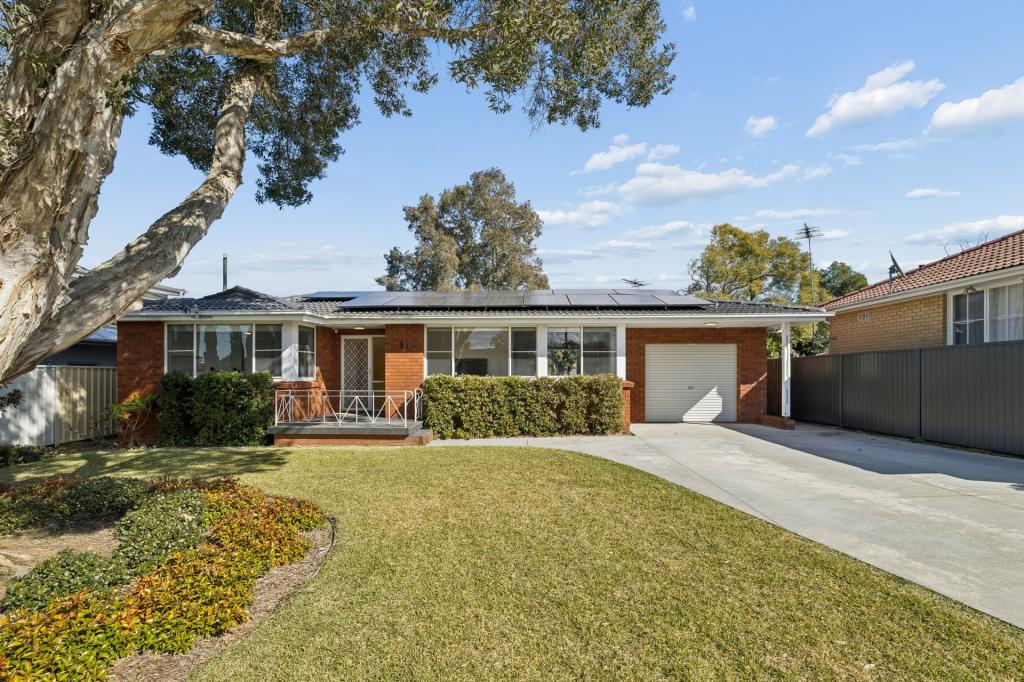 13 Attlee Pl, Winston Hills, NSW 2153