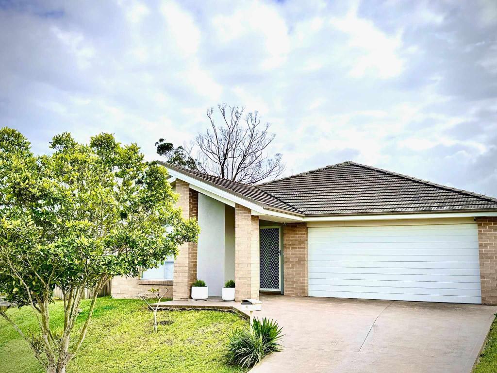 4 Lavender Cl, Gillieston Heights, NSW 2321